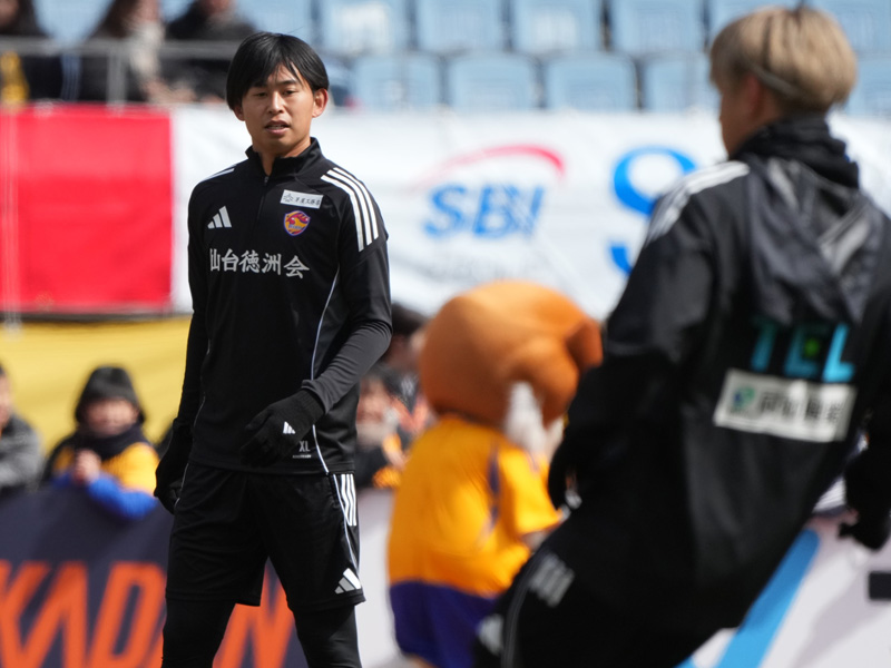 25 公式ウォーミングアップトップ